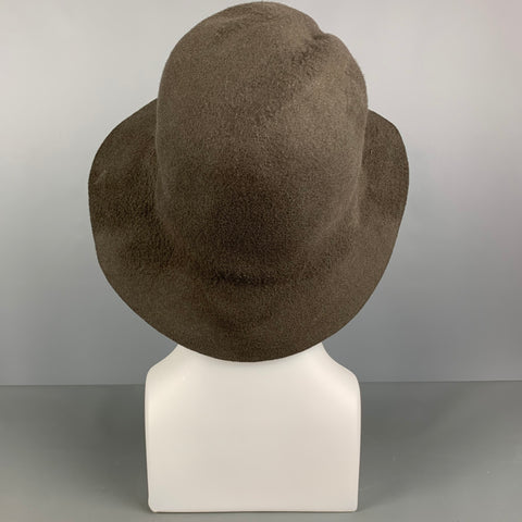COMESANGOES NO NÁTIVOS Sombreros de Fieltro Marrón