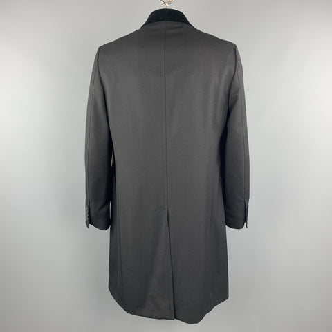 GUCCI Size 46 Black Wool Velvet Collar Hidden Buttons Long Over Coat
