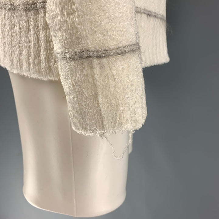 EMPORIO ARMANI Taille XS Pull col en V en mélange de viscose à rayures gris blanc cassé