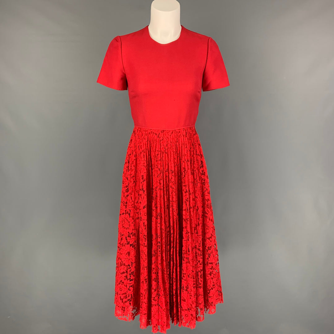 VALENTINO Pre-Fall 19 Size 0 Red Viscose Blend Lace Pleated Dress – Sui  Generis Designer Consignment