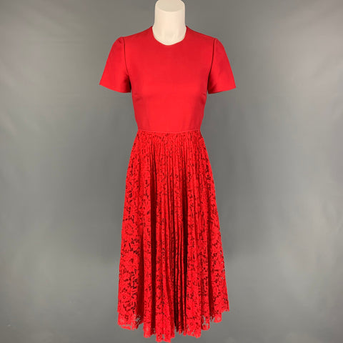 VALENTINO Pre-Fall 19 Size 0 Red Viscose Blend Lace Pleated Dress