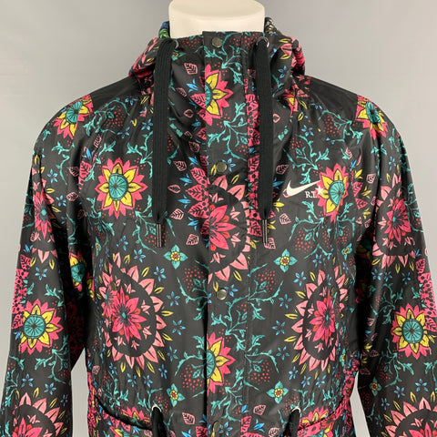 NIKE x Ricardo Tisci Talla M Chaqueta con capucha de poliéster floral multicolor negra