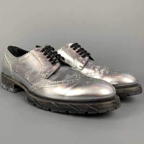 DOLCE &amp; GABBANA Taille 11 Chaussures à lacets en cuir métallisé argenté Wingtip