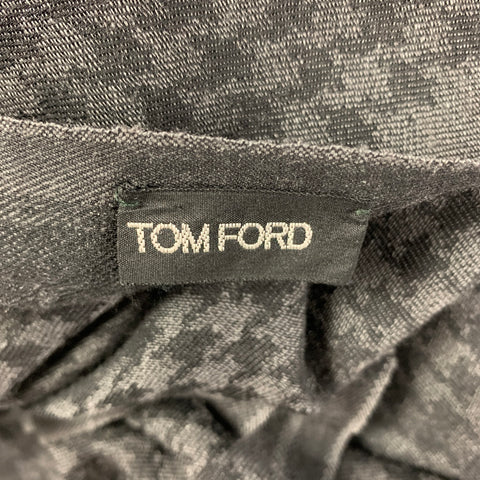 TOM FORD Grey Black Houndstooth Scarf