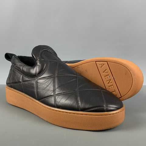 BOTTEGA VENETA The QUILT Size 9.5 Black Quilted Leather Slide Loafers
