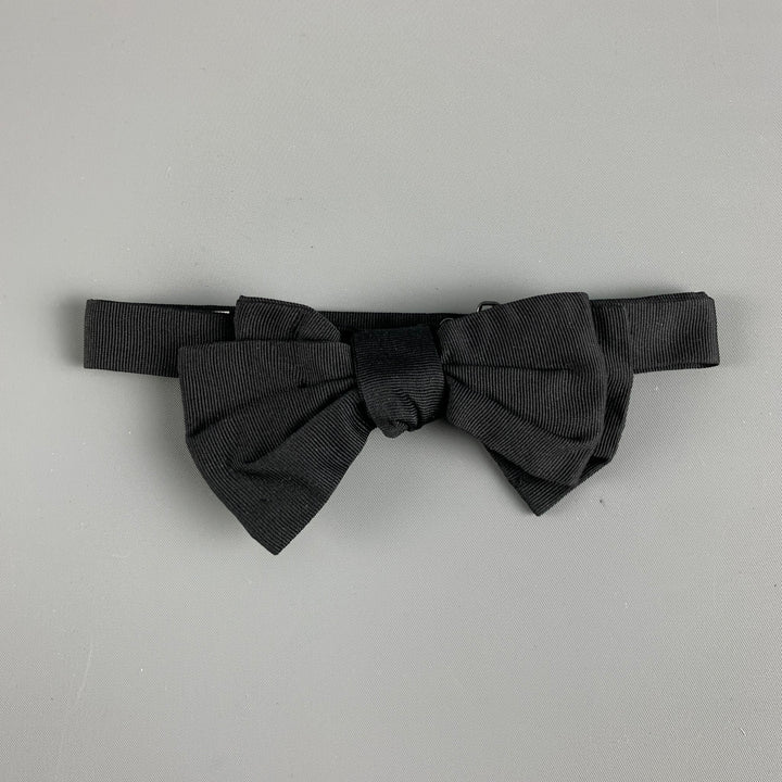 BRENDA KETT Black Ribbed Silk Bow Tie