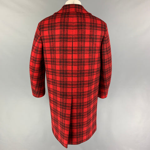 GUCCI FW 16 Size 40 Red Black Plaid Wool Blend Notch Lapel Coat