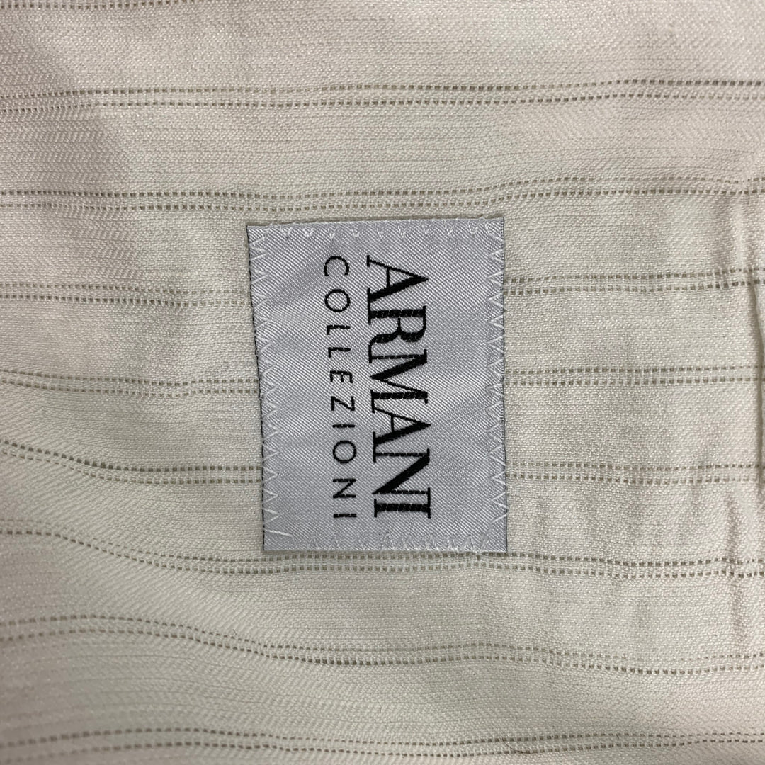 ARMANI COLLEZIONI Size 44 Regular Off White Stripe Notch Lapel Sport Coat