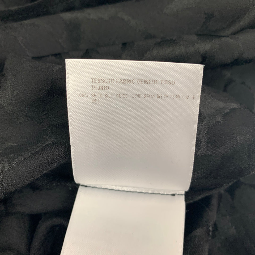 GUCCI Taille S Chemise boutonnée à imprimé animal en soie noire