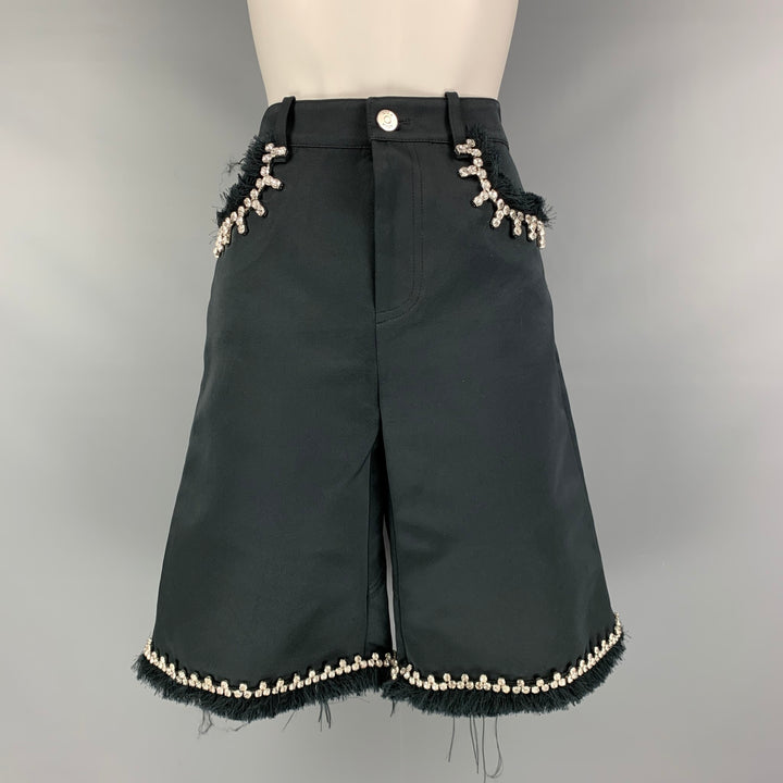 AREA Taille 8 Short en polyester noir avec braguette zippée et perles