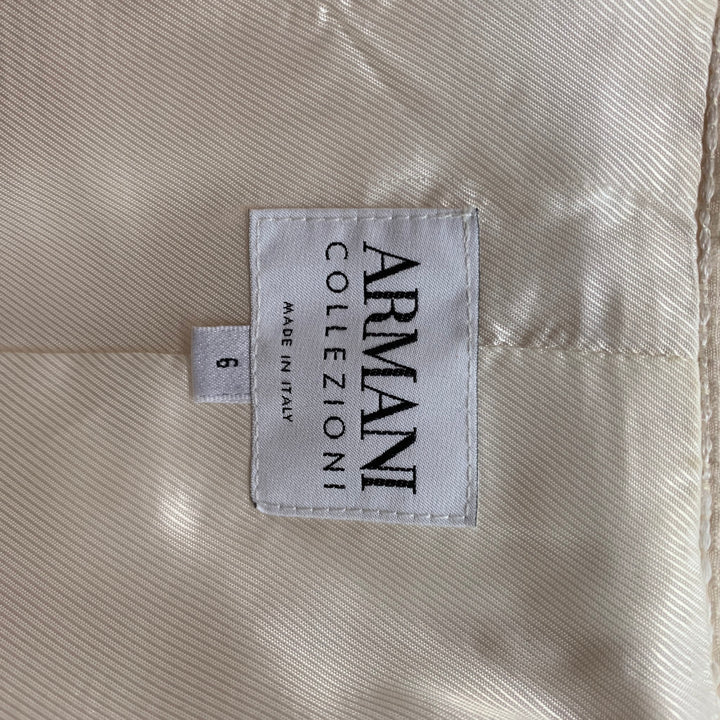 ARMANI COLLEZIONI Size 6 Cream Seersucker Silk / Viscose Buttoned Jacket