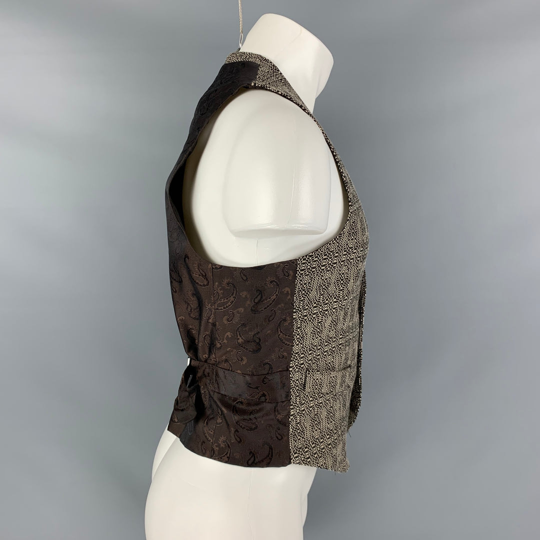 MR TURK Size 38 Black Cream Woven Polyester Blend Vest (Indoor)