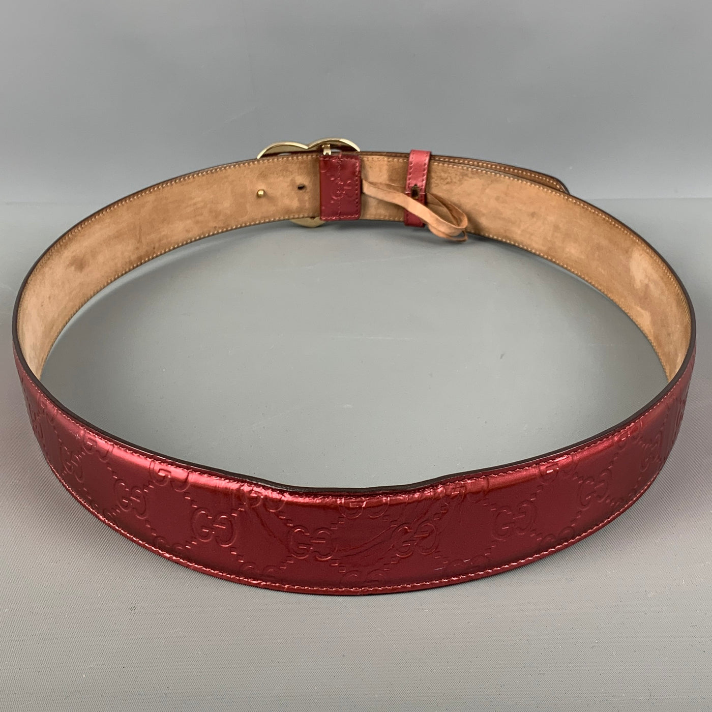 GUCCI Waist Size 40 Pink Embossed Patent Leather Belt – Sui Generis  Designer Consignment