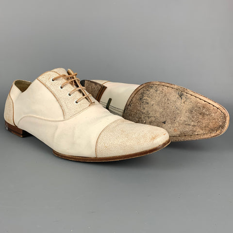 GUCCI Talla 11 Zapatos con cordones y puntera de lona desgastada color crema y beige