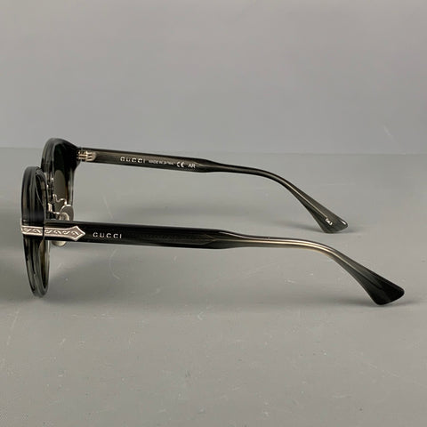 GUCCI Lunettes de soleil et lunettes en acétate de titane gris argent