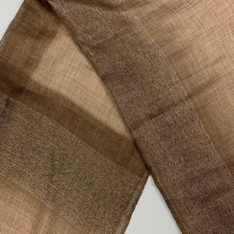 BRUNELLO CUCINELLI Bufanda con flecos degradados marrón y plateado