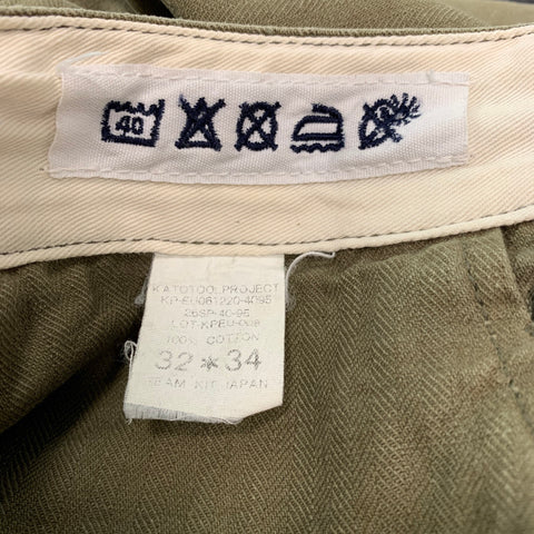 KATOTOOL PROJECT Pantalon décontracté en coton à chevrons vert taille 32 avec braguette boutonnée
