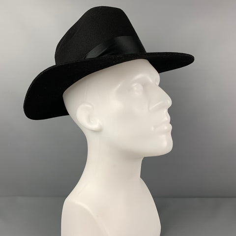 VAN PALMA Black Wool Hat