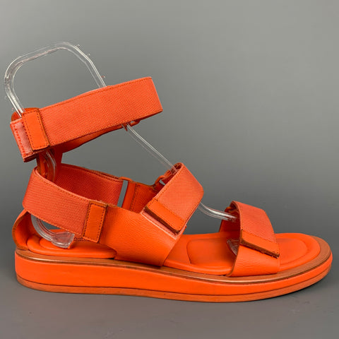 CALVIN KLEIN COLLECTION Taille 12 Sandales à lanières en cuir orange