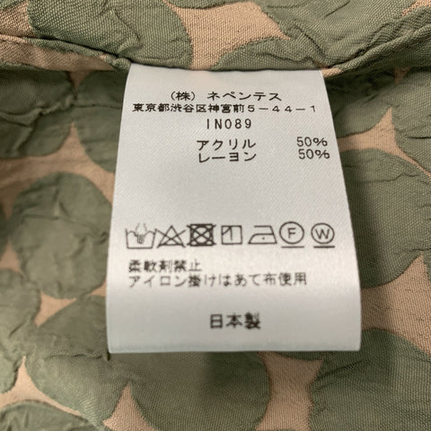AGUJAS Talla XL Camisa de manga corta Campamento de acrílico y rayón con círculos verde oliva rubor