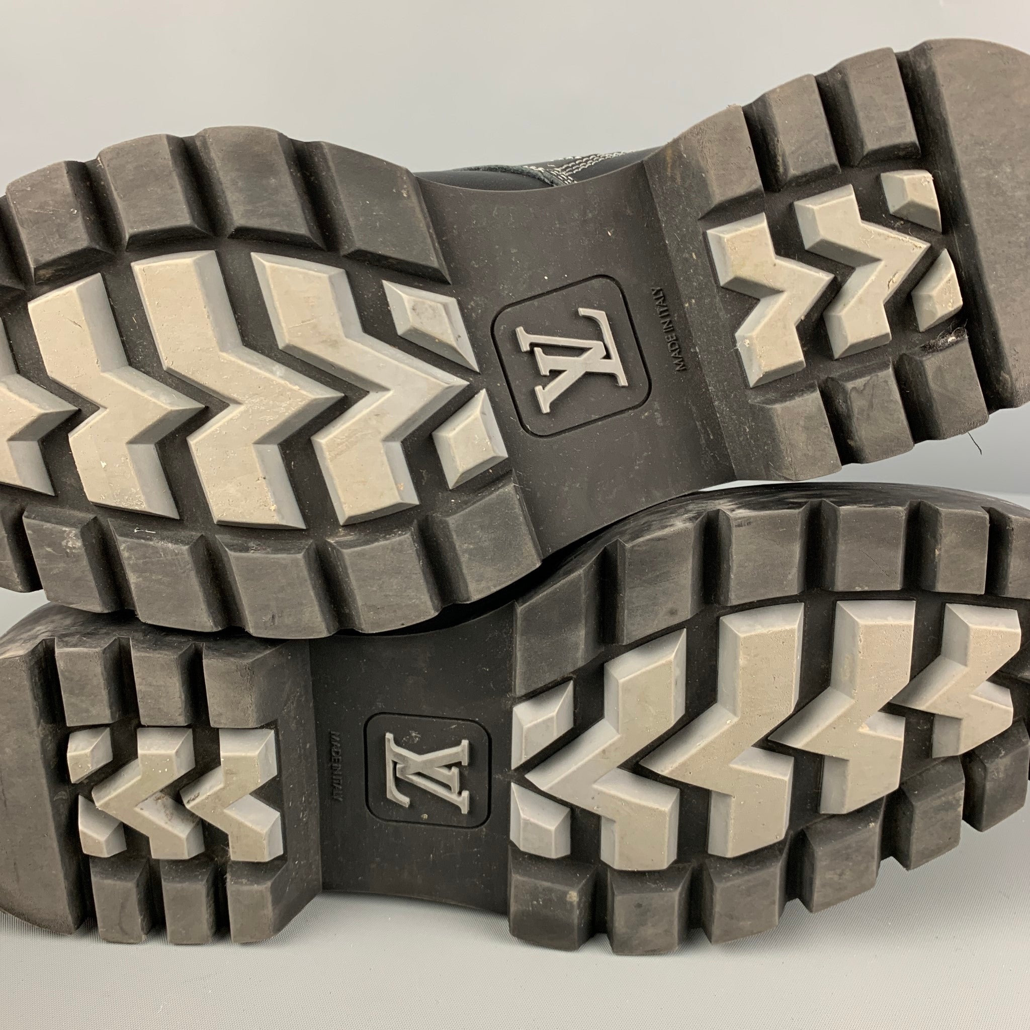 LOUIS VUITTON Size 6.5 Black Patches Leather Metropolis