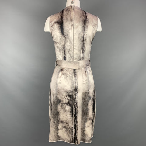 DOLCE &amp; GABBANA Taille 4 Robe de cocktail en soie à imprimé fourrure crème et grise