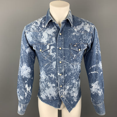 WRANGLER Size XS Blue Splattered Denim Snaps Long Sleeve Shirt