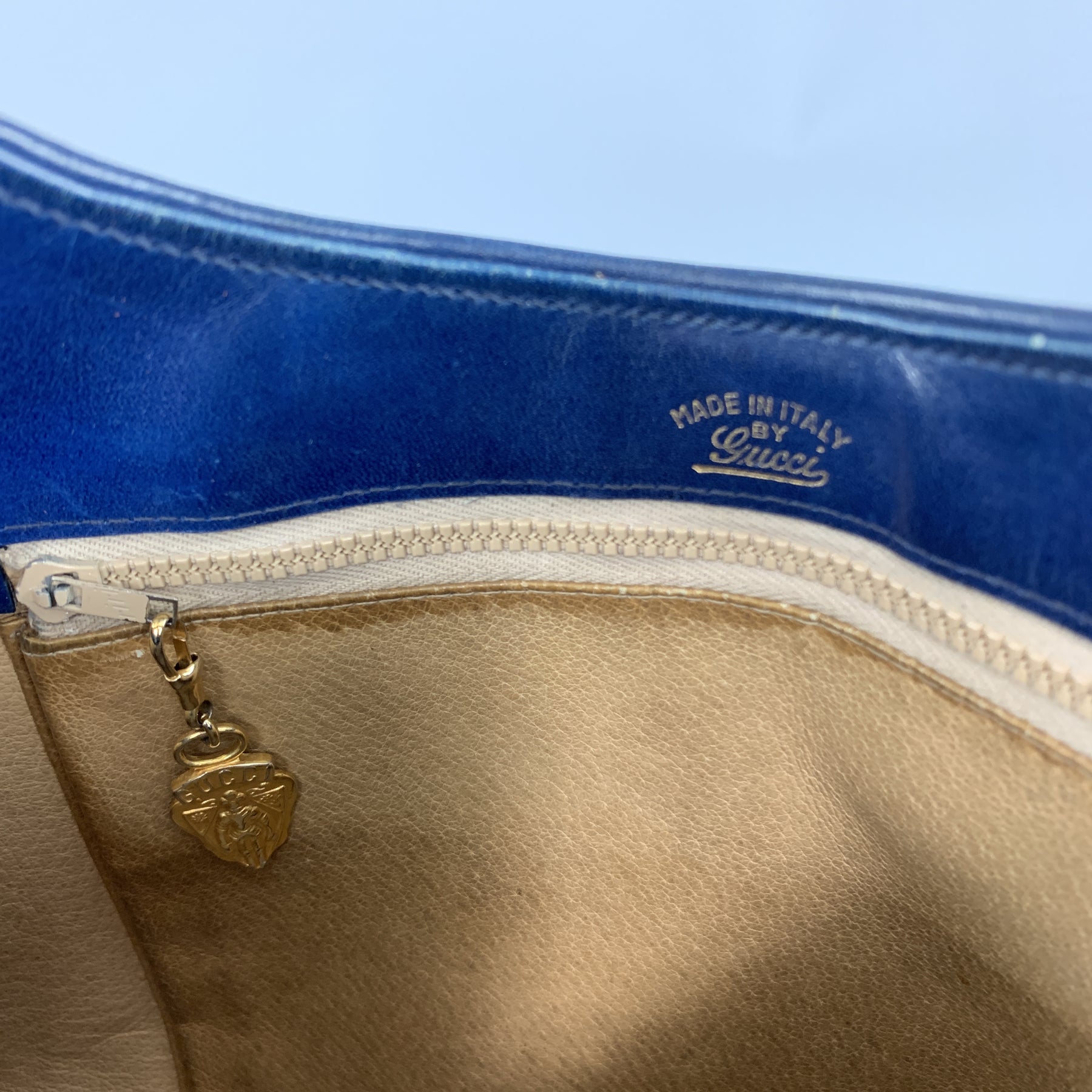 VINTAGE GUCCI FINDS — Vtg. Gucci Navy Blue Leather/Suede Shoulder bag