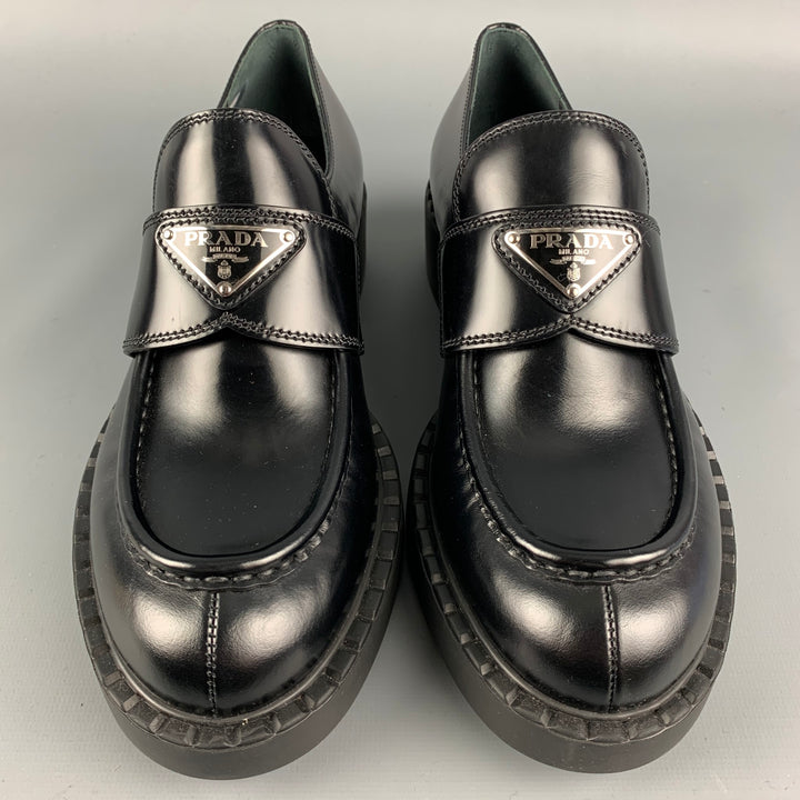 PRADA Size 7.5 Black Leather Triangle Logo Loafers