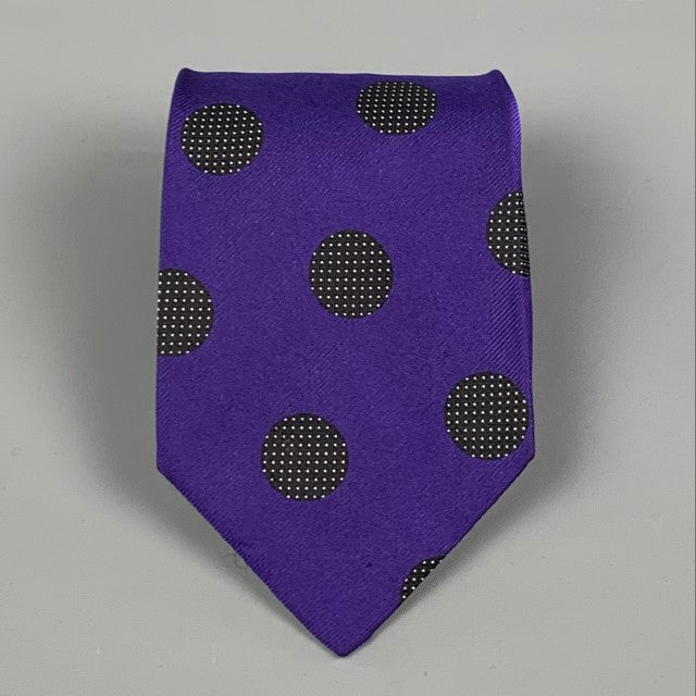 GIANNI VERSACE Cravate en soie à pois noirs violets