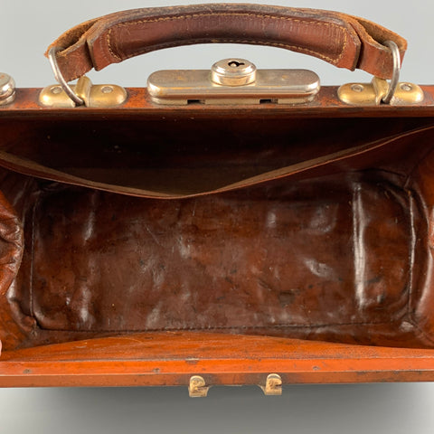 Sac docteur en cuir vieilli marron VINTAGE