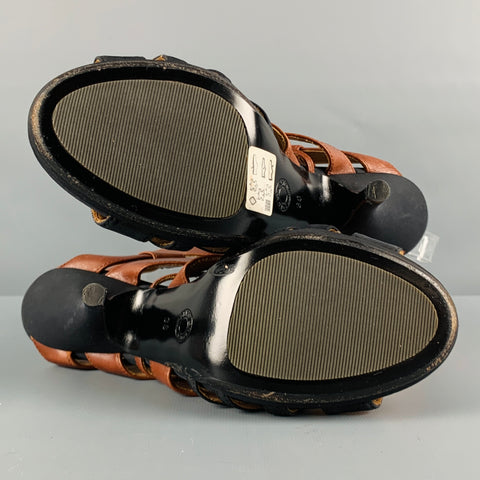 DRIES VAN NOTAN Talla 8 Sandalias de tiras de cuero negro marrón