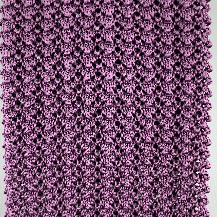 HAYWARD LONDON Cravate en tricot texturé en soie violet discret