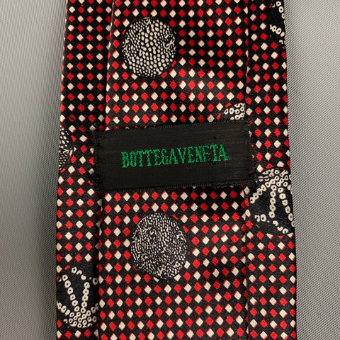BOTTEGA VENETA Corbata de seda estampada negra y roja