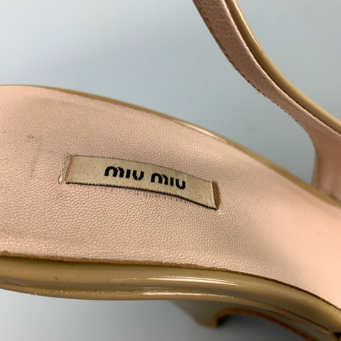 MIU MIU Size 5.5 Beige & Gold Patent Leather Pumps