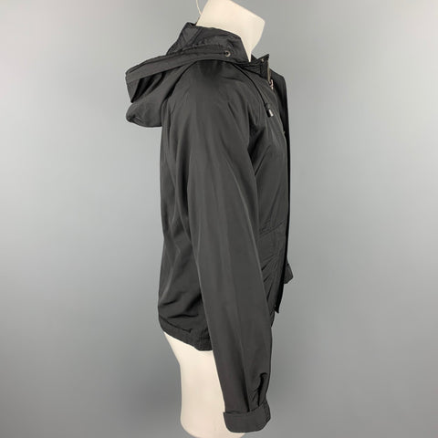 BARNEY'S NEW YORK Chaqueta con capucha de poliéster negra Talla S