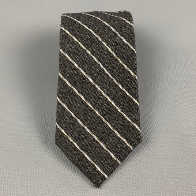 CRAVATE ROYALE Charcoal Light Grey Diagonal Stripe Wool Tie