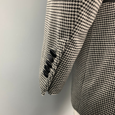 HUGO BOSS Tailored Size 42 Grey & Black Houndstooth Cotton Velvet Shawl Lapel Sport Coat