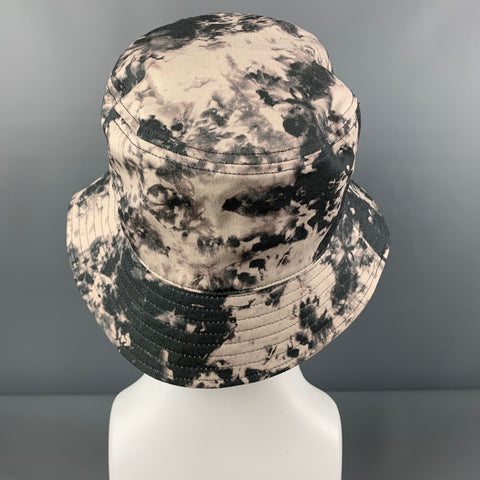 NO BRAND Size One Size Beige Green Camoflage Hats