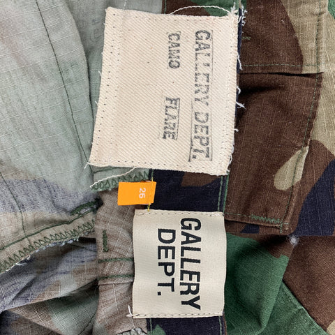 GALLERY DEPT. Size 26 Green Brown Cotton Nylon Paint Splattered Camo Flared Cargo Pants