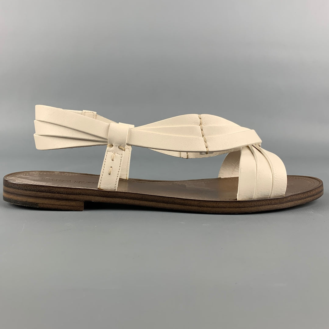 BOTTEGA VENETA Size 8 White & Taupe Leather Sandals