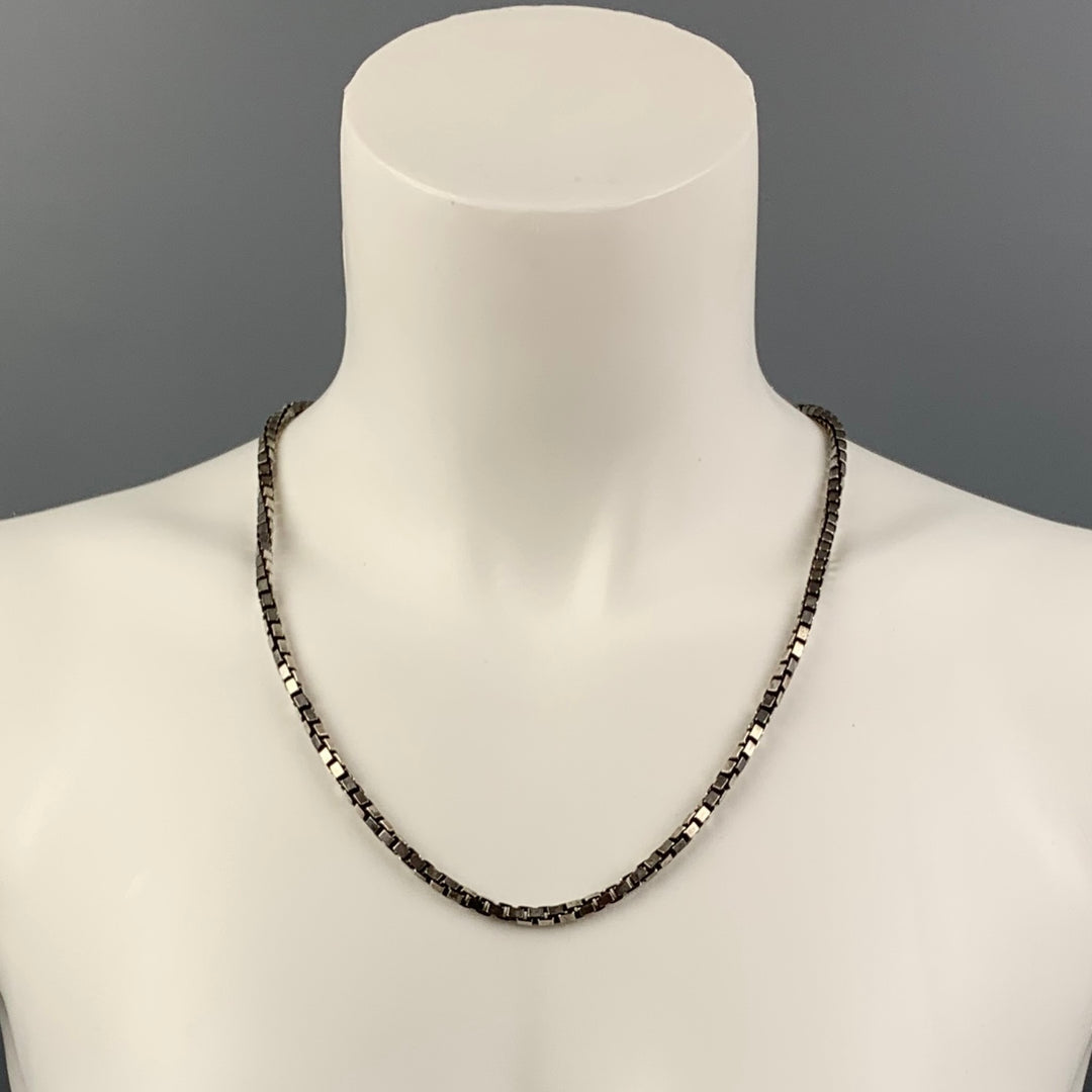 Vintage KENNETH COLE Silver Link Sterling Silver Necklace