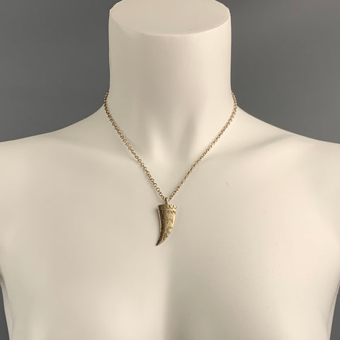 ME&RO Sterling Silver Engraved Tooth Necklace