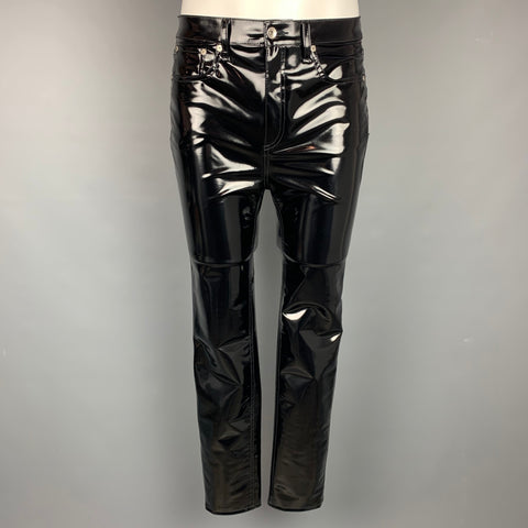 RAG &amp; BONE Talla 30 Pantalones casuales de corte jean de polietileno de vinilo negro