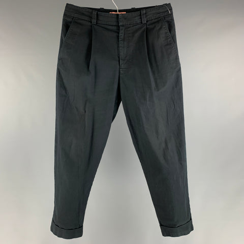 ACNE STUDIOS Size 32 Black Solid Cotton Elastane Pleated Dress Pants