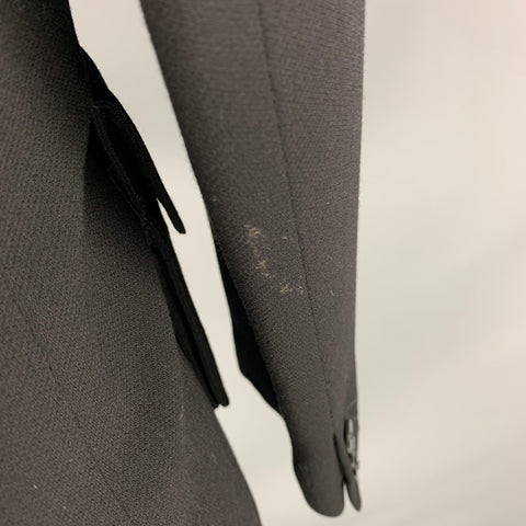 GIORGIO ARMANI Chaqueta talla 6 de lana negra lisa con botonadura única