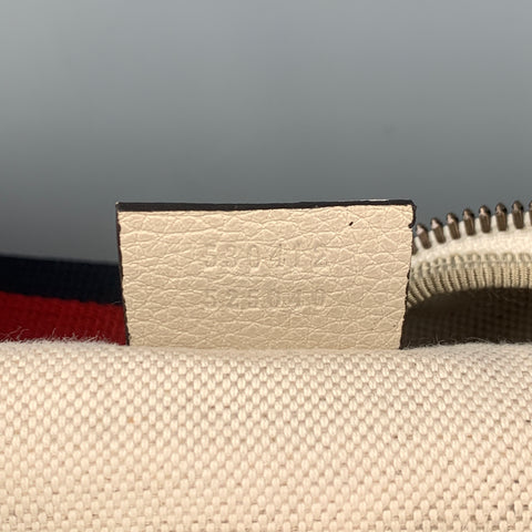 GUCCI Beige Logo Pebble Grain Leather Belt Bag