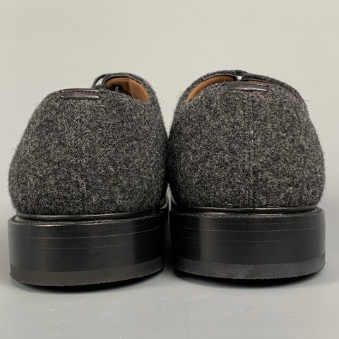 GIORGIO ARMANI Size 10.5 Charcoal Textured Wool Lace Up Shoes