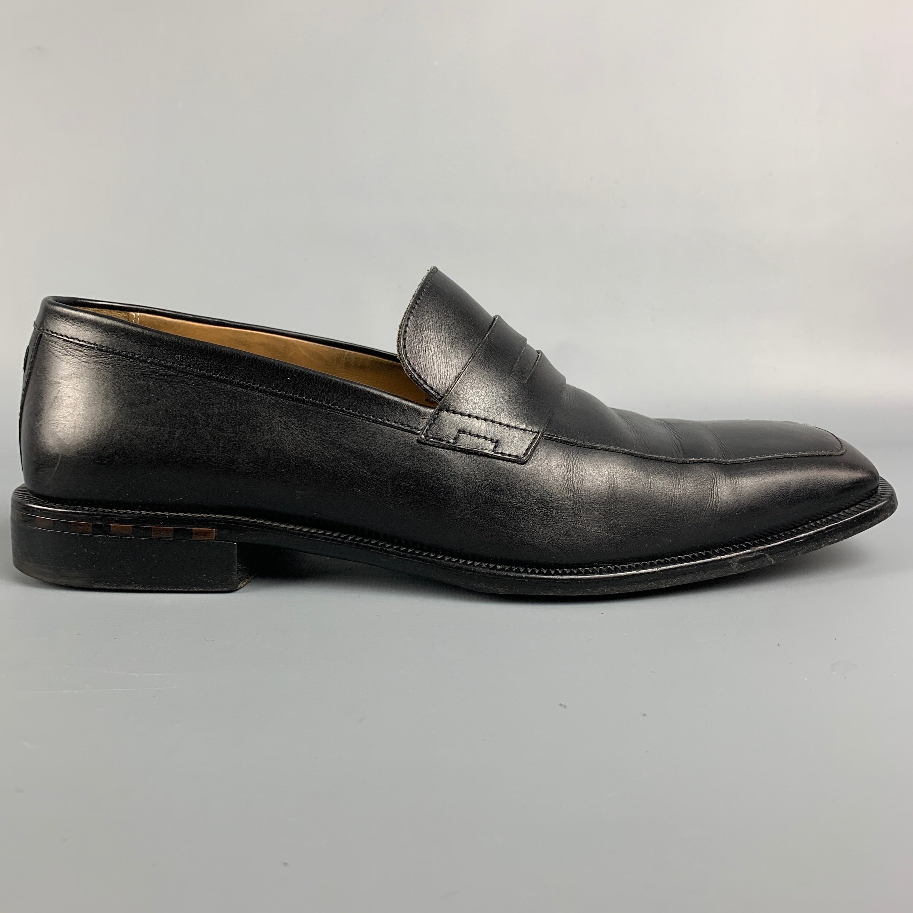 LOUIS VUITTON Size 9 Black Leather Square Toe Loafers – Sui