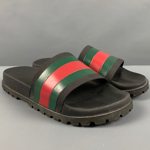 GUCCI Size 10.5 Black Green Red Stripe Rubber Sandals